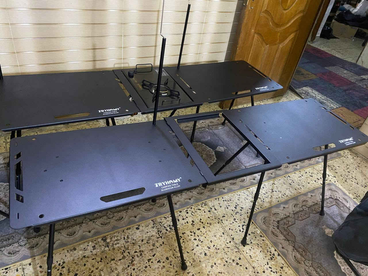 رجع اتوفر ميز حجم كبير وصط الكبير معا طباخ الحجز خاص او واتساب ***********
