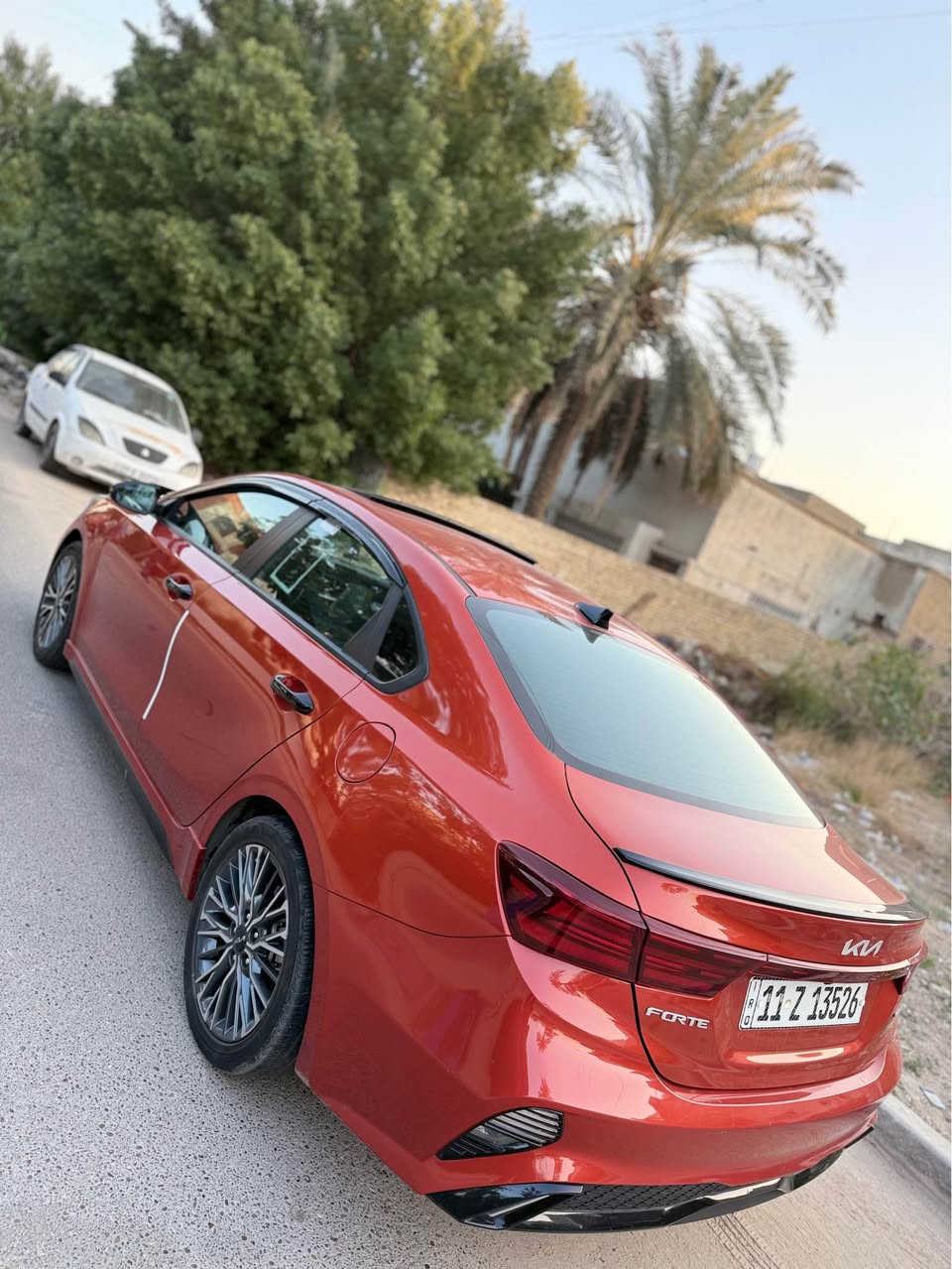 اللهم صلي ع محمد وال محمد

للبيع او المراوس حسب القناعه فورتي 2023 GT Line
لون مشمشي مميز

🚗 الممشى: 21 ألف ميل فقط
🎨 السيارة بيها نص بند مصبوغ فقط نص بنيد مصبوغ 
🔩 كل القطع ليبل واحد

المواصفات (فل):
 • كشنات حضن مختومة GT Line
 • سايد بريك بصمة
 • أوتو هولد
 • فتحة سقف
 • إشارات مرايا
 • LED أمامي وخلفي
 • تشغيل عن بُعد
 • تبريد (ثلج)
 • صندوق ذكي
 • تحكمات ستيرن
 • سماعات Harman
 • محرك 2000 (دوش) المرغوب
 • ويل GT الأصلي
 • صدري أمامي وخلفي جديد
 • باقي المواصفات المعروفة للفورتي الجيتي لاين(رادار + تحكمات)

📍 مكان السيارة: صليخ 600 او المنصور
💰 السعر: ١٦٨ قابل للتفاوض

📞 الاتصال أو واتساب فقط (غير متواجد على الفيس):
*********** بغداد, العراق
