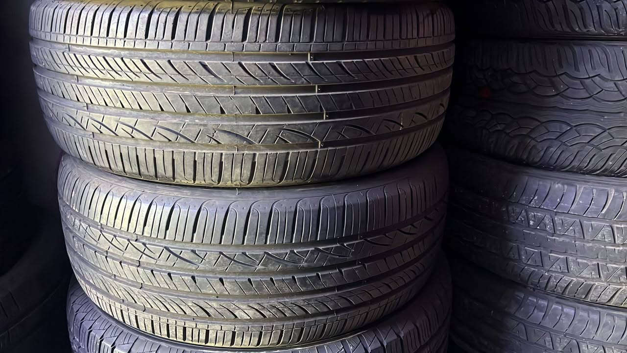 السلام عليكم تم وصول وجبة اطارات باله درجة أولى ياباني والماني جميع القياسات العنوان الدورة مدخل المهدية الثانية قرب محطة الدورة اللاستفسار الاتصال على الارقام
*********** ابراهيم 
*********** احمد
