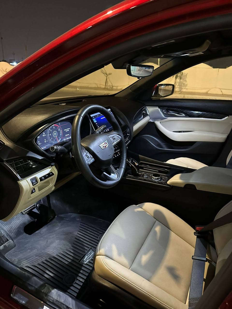 كاديلاك ct5 كرزي
الموديل 2023
حجم المكينه 6 سلندر توين تيربو
دفع رباعي
الممشى : 12 الاف 
الصبغ : جاملغ وبنيد
كفالة كير محرك شاصي 
بدون ايرباك
سياره ما مرقمه 
المواصفات لكجري بريميوم فول : رادار 360 درجه /كامره 360/كشن هزاز / جنطه ذكيه / كيجات دجتال متغير / ماوس / كشن ابيض / كشنات تدفئه تبريد تلقائي عند الجلوس / اتو هولد / تحديد مسار / مثبت سرعه / مانع تصادم / داتشو / 3 انظمه قياده / فتحتين ودبل جام وبعد مواصفات خير من الله
السعر 250 وبيها مجال 
او مراوس ب تشاجر
للتواصل ***********
