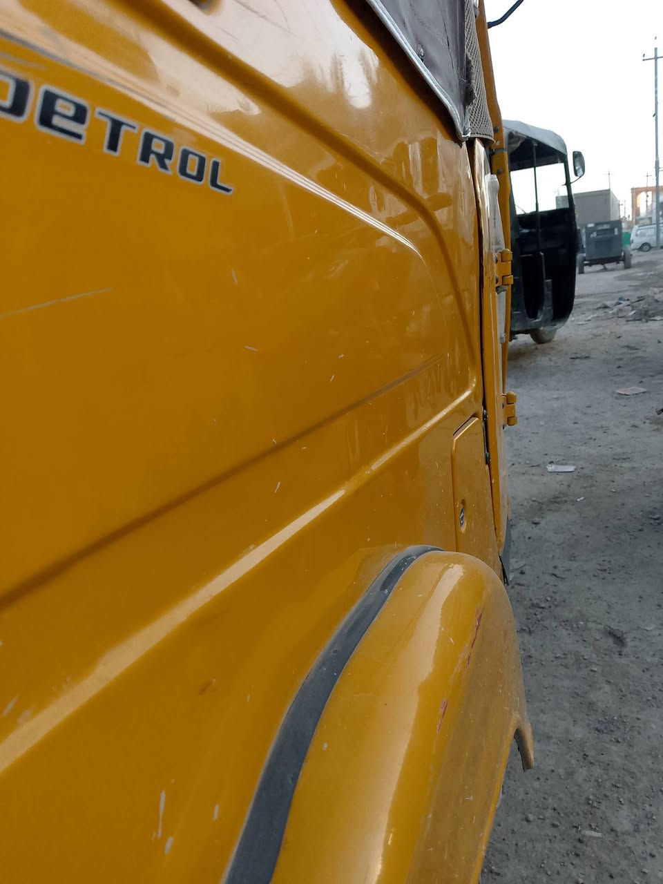 سلام عليكم تكتك موديل  21شهر 10 رقم بغداد بسمي  تحويل ثاني يوم السعر 7و 400


**إذا كنت صاحب هذا الإعلان وتريد حذفه لأي سبب، رجاءا أرسل رسالة إلى الدعم الفني**