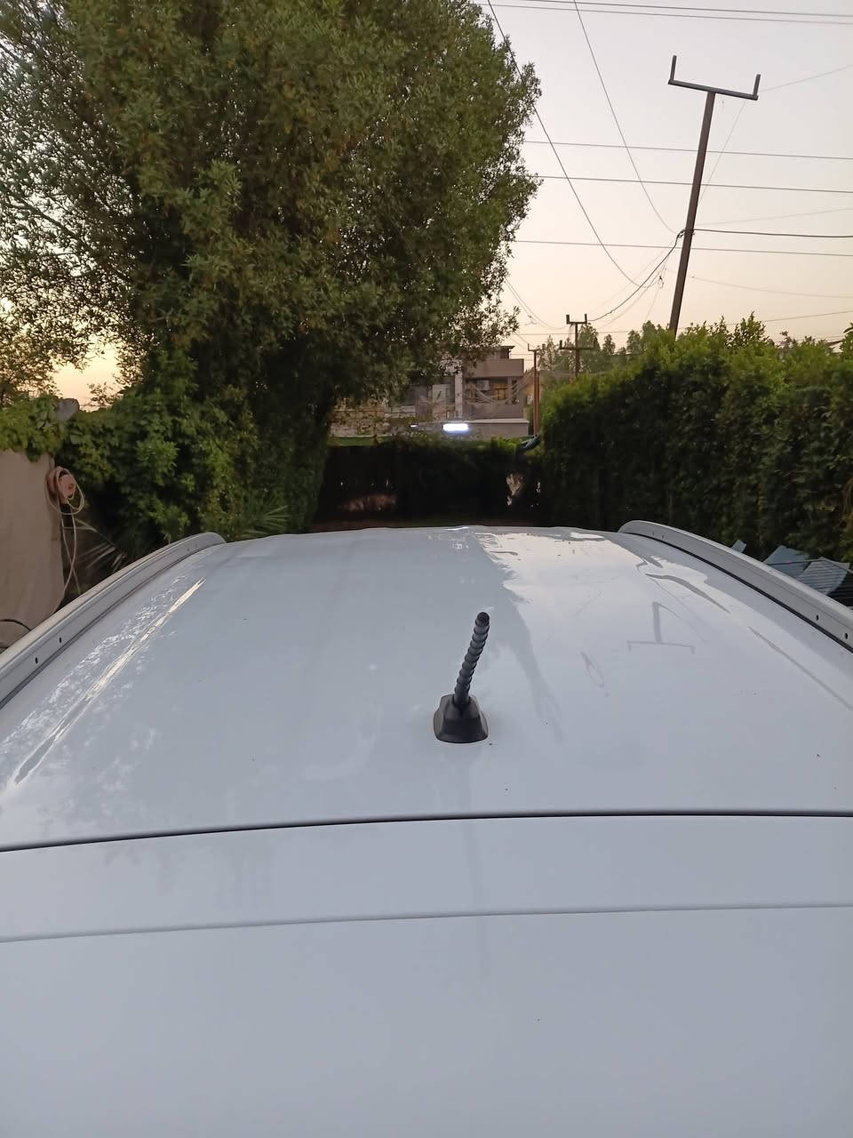 السلام عليكم/ سيارة للبيع سبورتج خليجي  موديل 2019 رقم بغداد فول مواصفات ماعدا البنوراما ماشية 89ابأسمي هزة  جديدة رقم جديدوكير ومحرك  كفالة ممفتوحات عل الشركة والسيارة مكفولة من الصبغ بيهة طخة بالجنطة موضحة بالصور مكاني بغداد والسعر 170 وبيهة مجال حك الجية للاتصال***********
