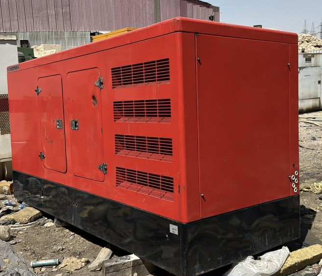 فيات أفيكو ١٦٠ - ١٥٠ كيفي إيطالي أصلي كابينة فول كاتم الصوت ما مفتوح ، ما ملعوب بهـا ، مشتغل كلش قليلة.
سعرهـا: ٧٥٠٠$ (٧٥ ورقة) بيهـا مجال بسيط. 
مكانهـا:أربيل ، صناعة شمالية.
(وعدنا توصيل لجميع محافظات العراقية).
رقم تلفون(واتس اب): ***********
