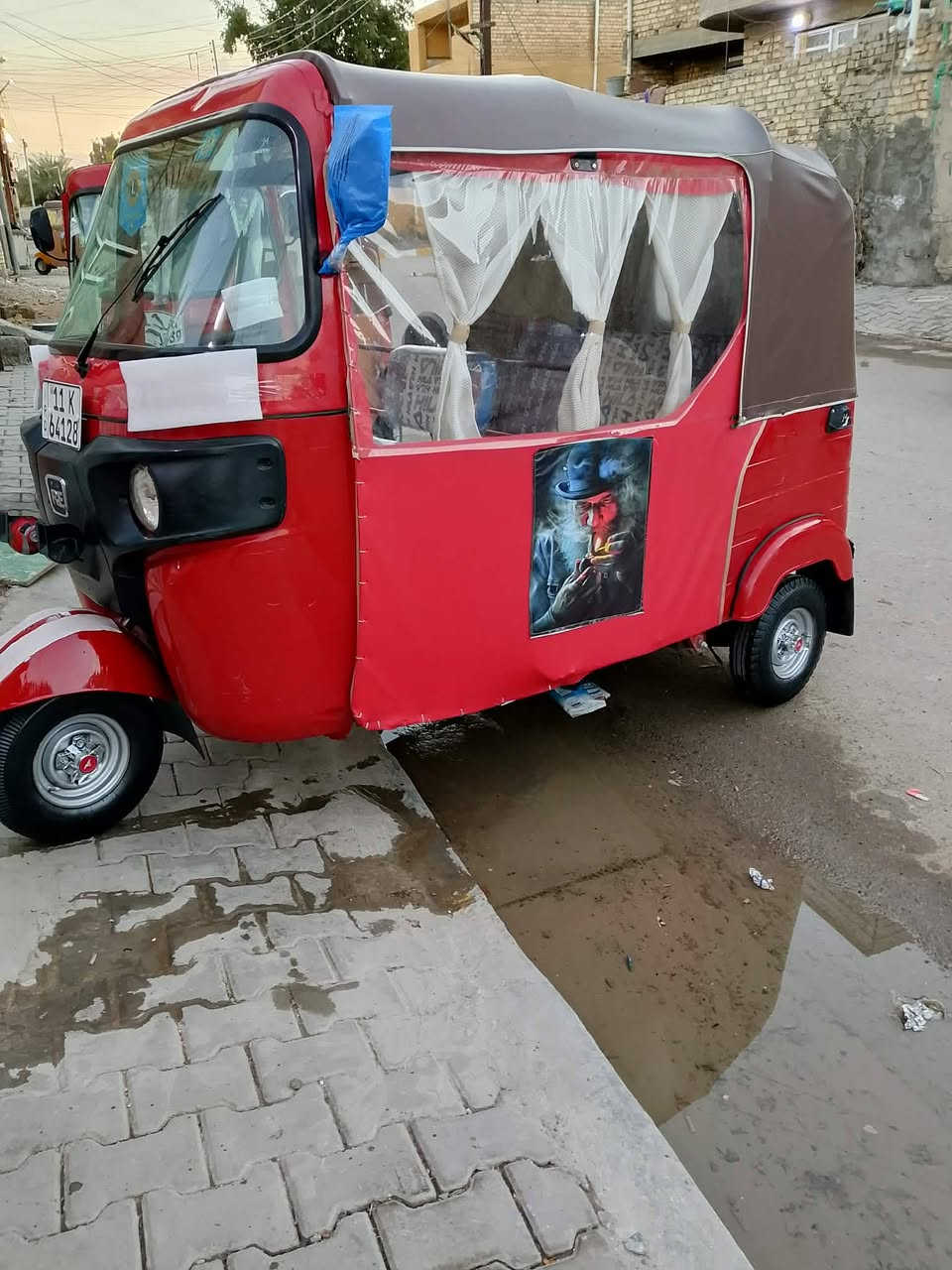 السلام عليكم تكتك للبيع موديل 2018 شهر 12 سنوية ورقم نكليزي تحويل ثاني مكينه مال 20 بيها معمره بيها دوس جاهزه من كلشي عنوان بغداد الحسينيه الراشدية ***********
