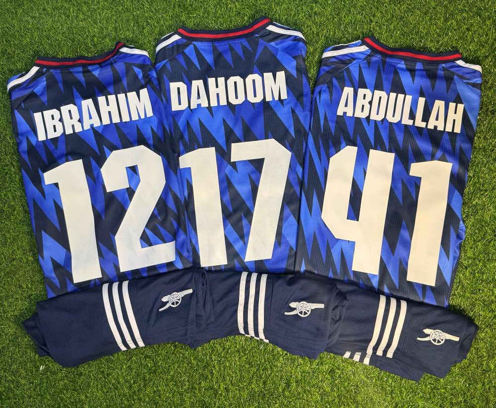 تطريز  الاسماء والرتب العسكرية                                                       طباعة الارقام ع الدريس الرياضي                                                        العنوان / حي الشهداء شارع النادي مقابل مدرسة الصناعة ***********
