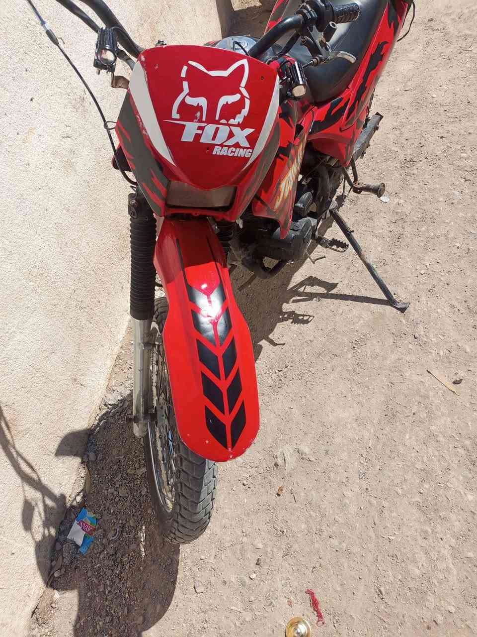 سلام عليكم قفاز  2015 مكينه كهربائية جاهز خير من الله سعر 575 وبي مجال بسيط شراي ينتصل ***********
