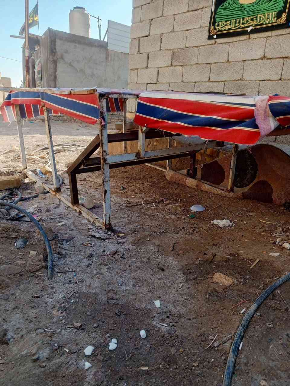 سلام عليكم قمريه البيع جاهزه تفصال 
  سعر 100 او بيهه مجال مكان ناصريه مركز  
الرقم ***********
