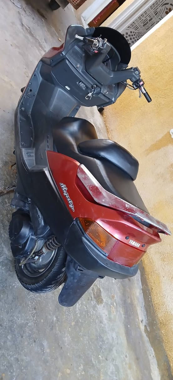 يا الله السلام عليكم للبيع ماجسته تكرون دراجه جديده وبلاديه مابيهه نقص كهربائيات كلها شغاله تايرات جدد مكينه مكفوله وناعمه لا تنقيص ولا نضوح السعر ٤٥٠  وبيهه مجال حك جيه مكاني بغداد الزعفرانيه رقمي *********** الشراي يتصل ويدلل
