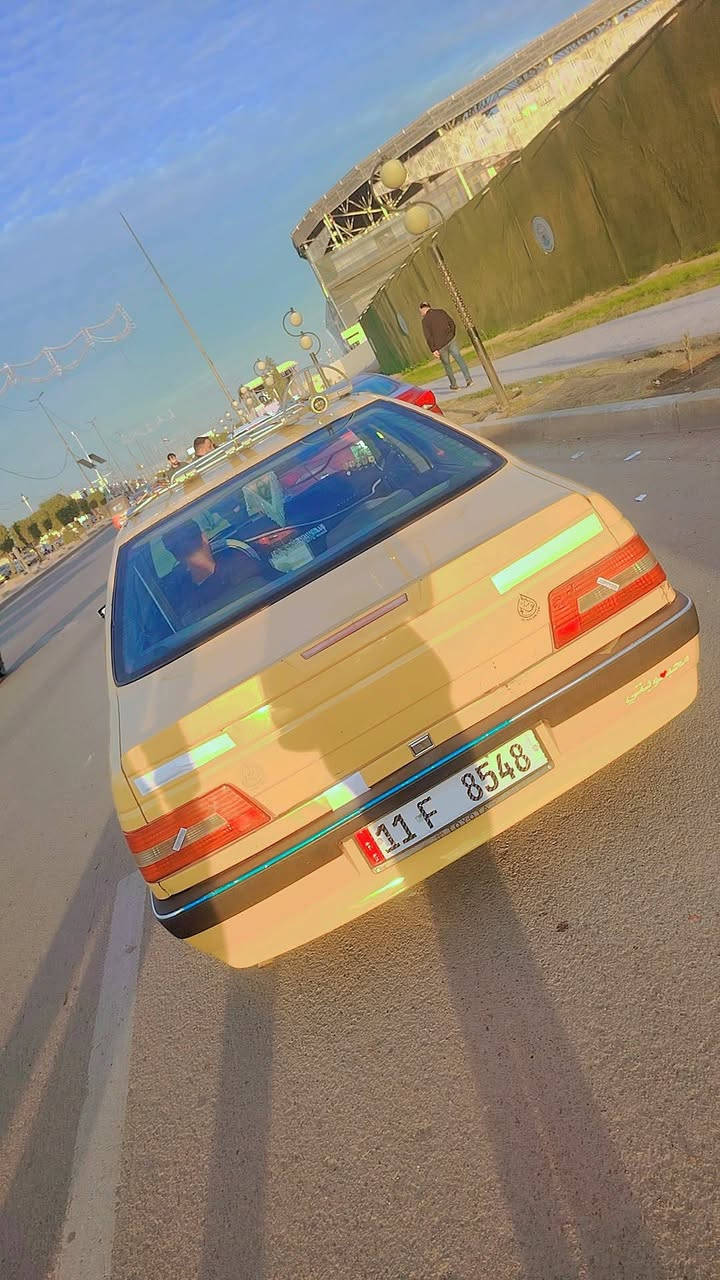 السلام عليكم سياره بيجو لميس 2012 سياره بلاديه كلها قطره صبغ ما بيها سعر عارضها ب 36  بيها مجال للشراي لتواصل على الرقم ***********
