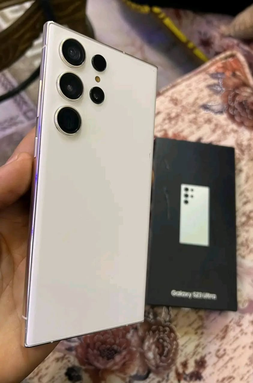 Galaxy S23 Ultra
لون كريمي 
ذاكره 256 
بيع فقط ما اراوس 
سعر 750 وبي مجال 
مكاني - موصل - الايسر - الاربجيه 
ماعندي توصيل
شراي اتواصل واتساب ، واتساب فقط ماسنجر ماعندي 
***********
