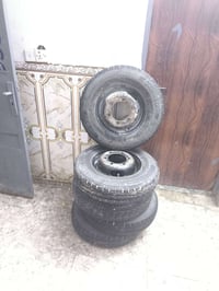 خمس تواير هنه والاويل مالتهن البيع ما ابيع بس واحد لو ثنين كلهن ابيعهن...