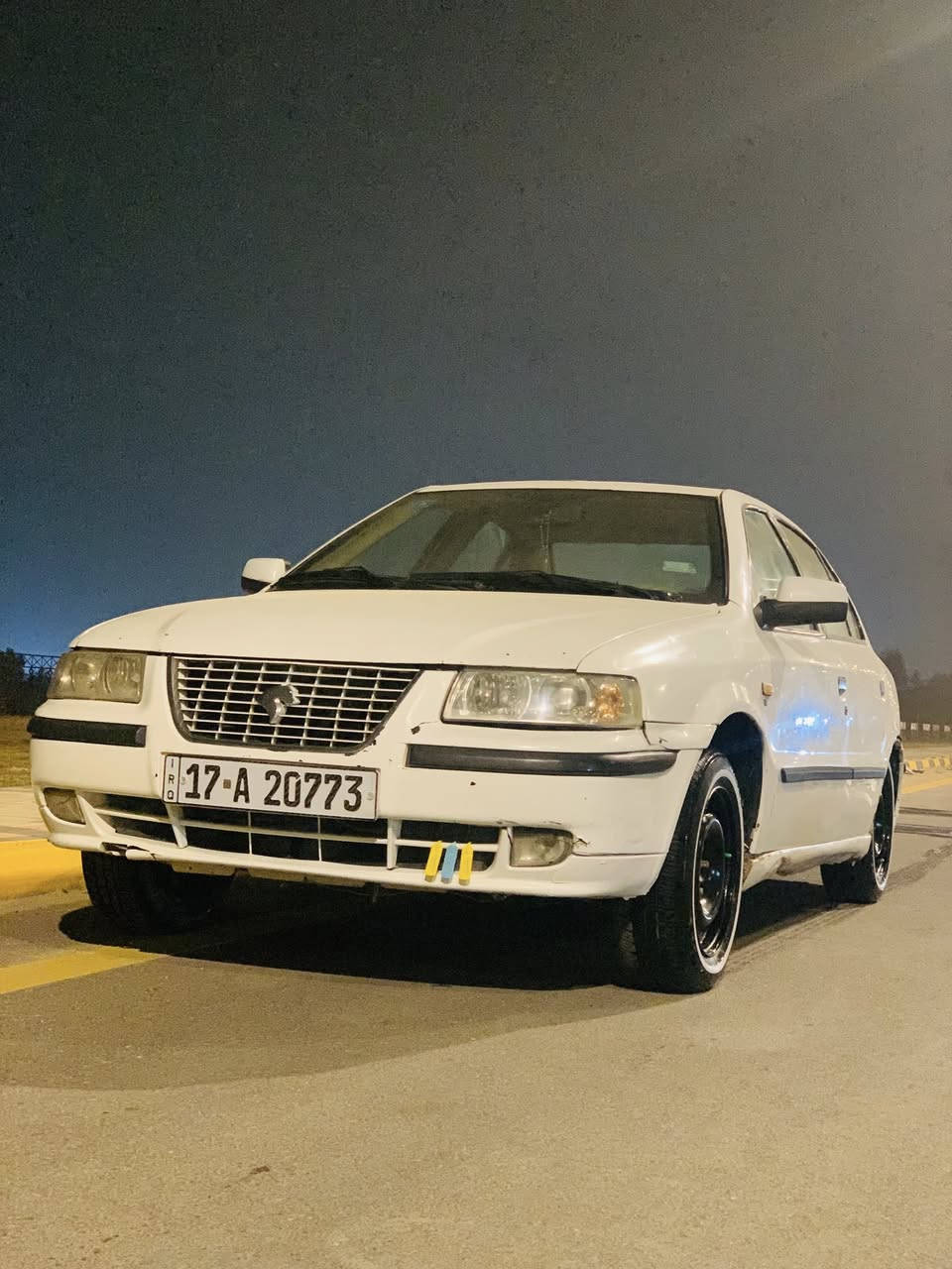 سلام عليكم
سمند مديل ٢٠١٠ 

سياره مكفوله بيها فقط خياسات 

تبريد شغال كير ومكينه كفاله 

دواخلها حلوه نضيفه موضحه بلصوره 

رقمها مثنى وراعيها بنجف ومكانها بلنجف
سعر ٣٥ وبيه مجال 

اي استفسار ***********
