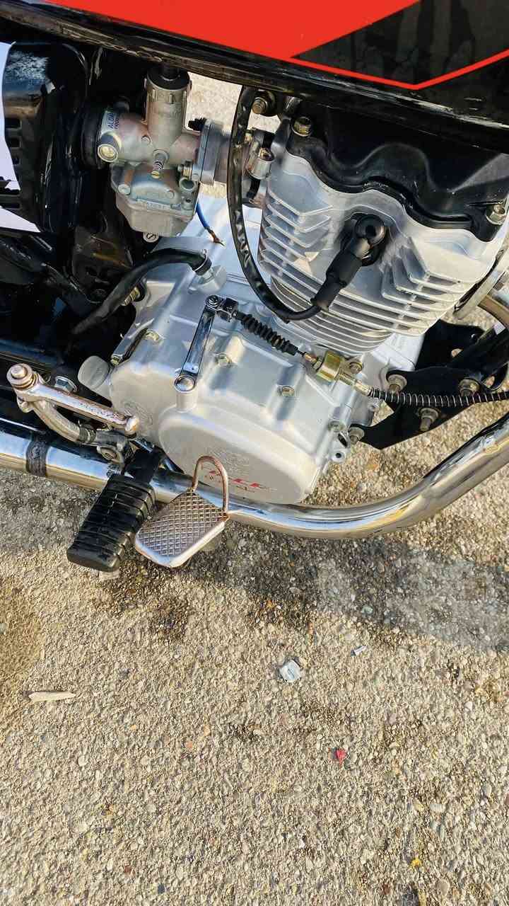 سلام عليكم دراجه 2020 محرك اخرس اي عيب مبيه. السعر 450 بيه مجال بسيط اتصال  ***********
