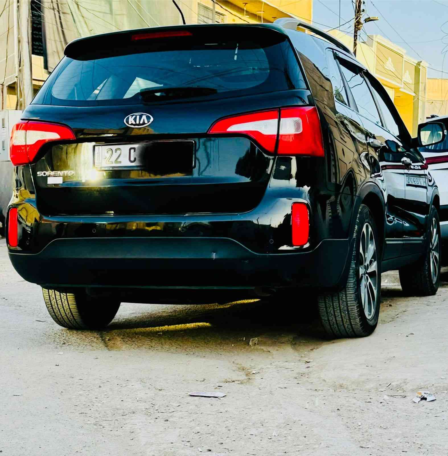 السلام عليكم سورنتو موديل 2014 رقم اربيل الدولي الجديد  بسمي  سنويه جديده فحص جديد
مكفوله من الضربه والصبغ والتبديل والبارد 
محرك 2400 
فول مواصفات عدا بصمة 
بانوراما ، تحكمات جهتين ، كامره ، سبعة راكب 3 قطع تبريد ، حساسات اماميه خلفية ، لد امامي لد خلفي ، مري شفط اشاير بالمري ، كشافات ، اناره داخلية محيطية بالابواب والدوسات 

مكاني بغداد الدوره 

السعر / 155 بيه مجال بسيط 
***********
***********
