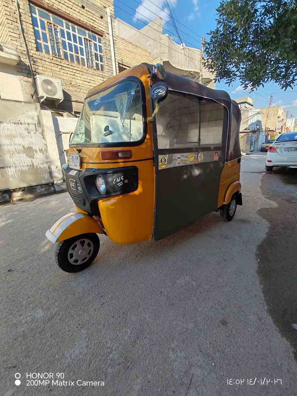 تكتك 21 رقم بغداد تحويل مباشر  بيهة رشات صبغ ابيع مصبوغة عام  مكينة نعومة وتراي اتخبل تخم تاير جبلي جادر جديد كهربائيات كلهة شغالة مناقصهة شي ولباقي كدام عينك 
السعر 7200.وبيهة مجال
عنواني البياع تقاطع درويش المعالف 
وهاذة رقمي 
***********
