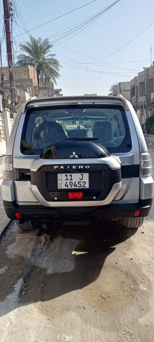 سلام عليكم باجيرو موديل 2008. رقم بغداد الجديد مكفولة كفاله عامه عده البنيد مصيوغ فقط مكينه كير تبريد كهربائيات كله شرط الفحص تخم تاير ويل كب تحكم ستيرن مثبت سرعه مري شفط 7. راكب 3. قطع تبريد محرك 3000. مكانهه بغداد سعر 125. وبيهه مجال 
***********
