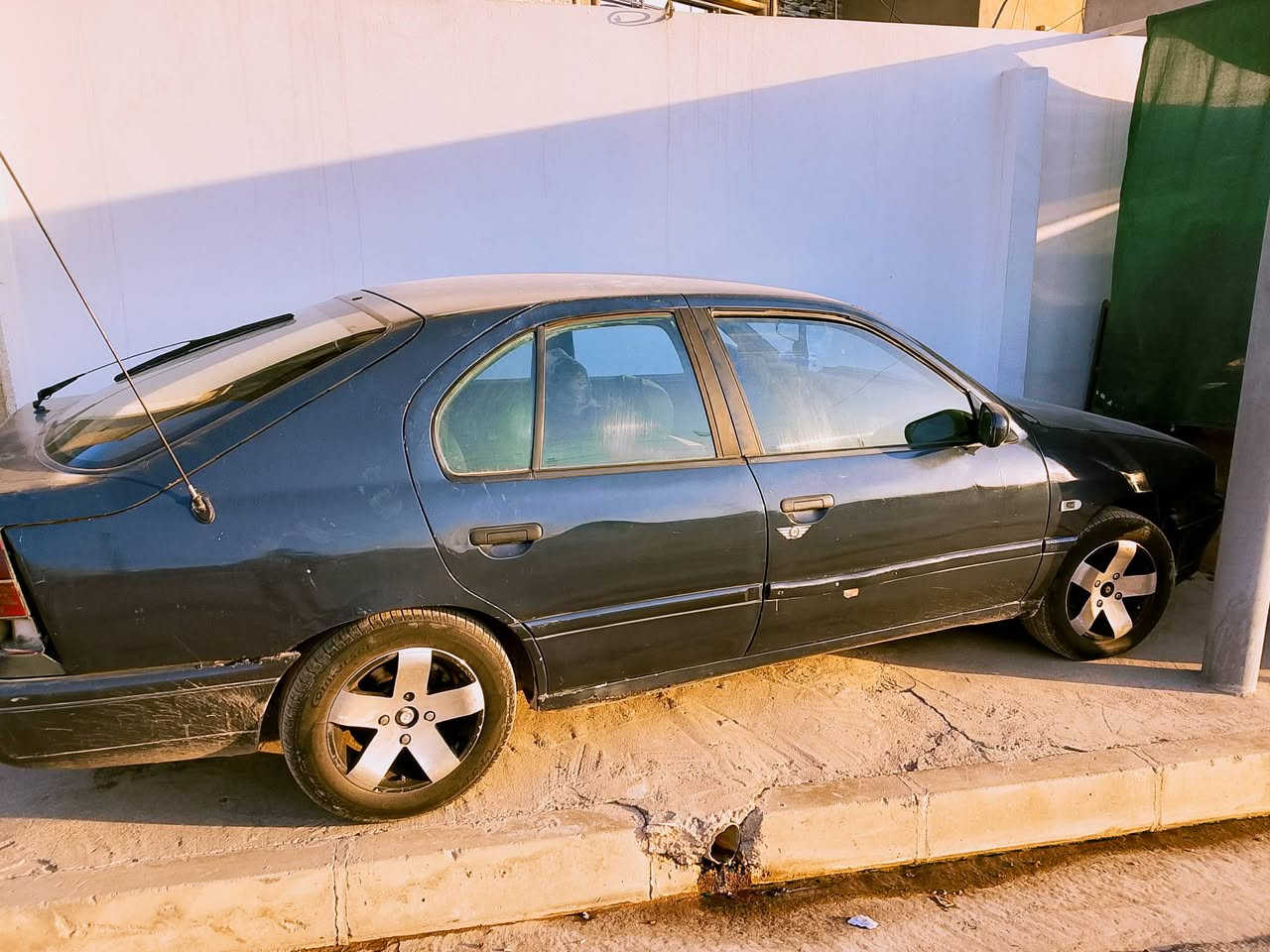 سلام عليكم نيسان ابلميره لبيع مستعجل
سنويه جديده رقم جديد طخم امامي خلفي ما بي شي 
محرك مال كصه ما صالي شهر من شديتو 
كير شرط 
تيات انضاف
سنويه بسمي ثاني يوم التحويل
كشره  كدام العين
العنوان موصل 
حي الشيماء 
السعر 27بيه مجال
رقم الهاتف ***********
