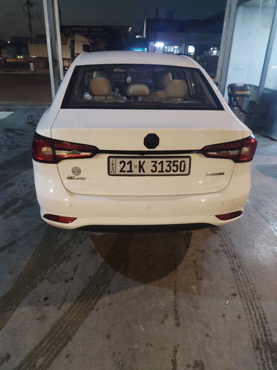 السلام عليكم ورحمة الله وبركاته...
MG5
خليجي مو صيني أم الضمان بأسمي موديل 23 مواصفات كومفورت نص فوول بصمه السياره بس بدون سلايد ضمان 6 سنوات او 200 ألف كم مكفوله كفاله عامه حتى الدعاميات لابارد لاصبغ لاتبديل بعدهه بوضع الشركه وجديده حتى سبيرهه منازل رقم وسنويه وهزه كله جديد بأسمي لغاية 2028 السعر 106$ وبيهه مجال للأستفسار *********** مكاني كركوك
