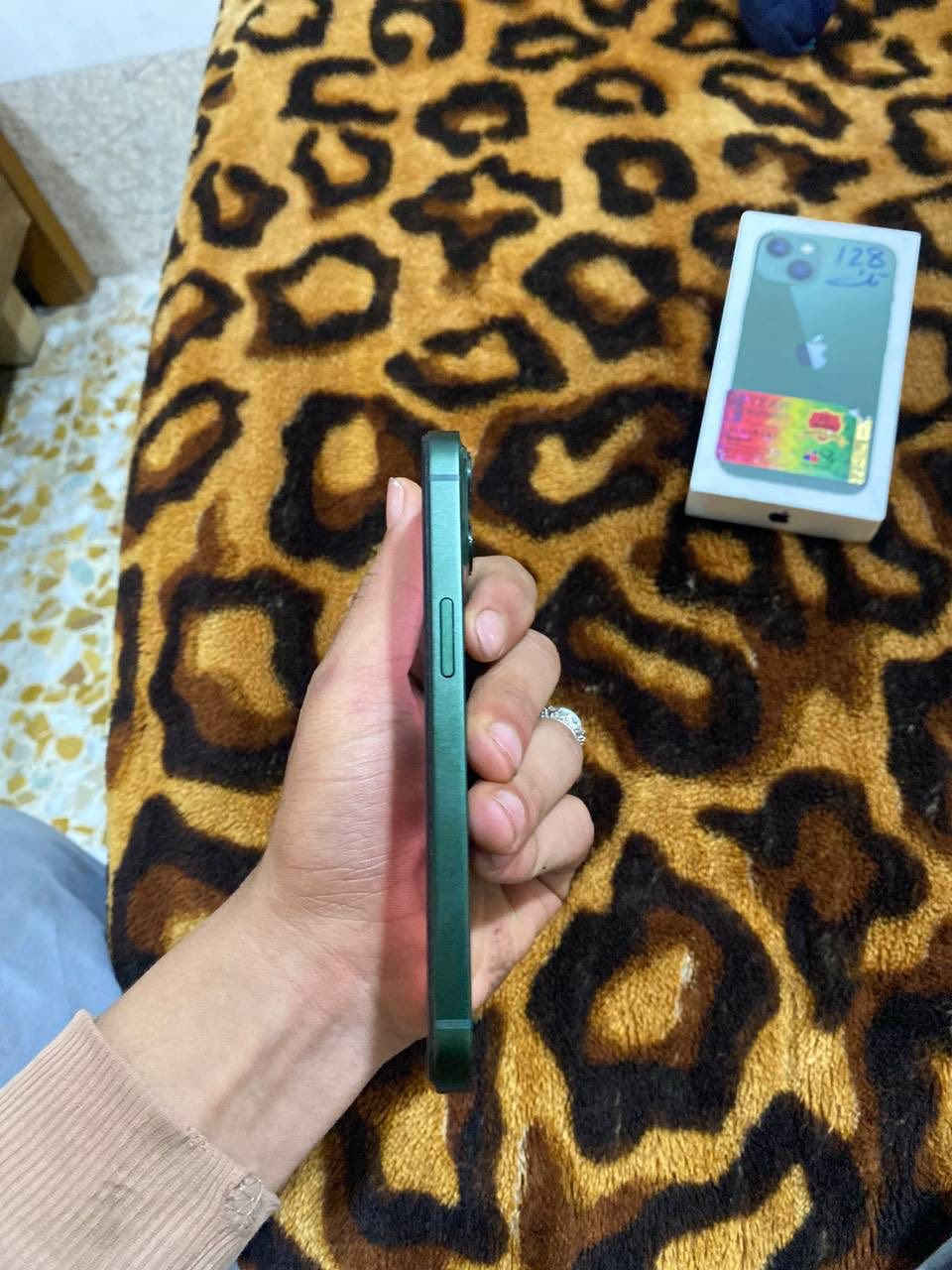 13 عادي للبيع لون زيوتني المرغوب جهاز كله نورمال مال بيت اللة شاهد تك مو دبل كارتونه ويا مثل ماموضح بل صوره نضافه اذ مو انضف من الصور شتريد خسارلك بطاريه 85 شرط لا مصعد لا مرفع وين ميعجبك افحص سعرو 425 مجال قليل متواجد خاص راسلني ودلل


**إذا كنت صاحب هذا الإعلان وتريد حذفه لأي سبب، رجاءا أرسل رسالة إلى الدعم الفني**