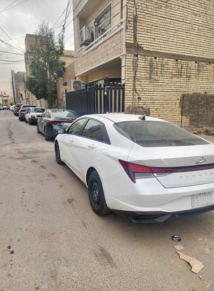 النترا موديل ٢٠٢١رقم بغداد بسمي محرك ٢٠٠٠دوش كير اوتوماتيك سياره فول عدا فتحه حادثها بس بنيد بدون دواخل (بيها ويل كب مالتها الاصلي )مكان حي الجهاد قريب جسر العامريه 
*********** بغداد, العراق
