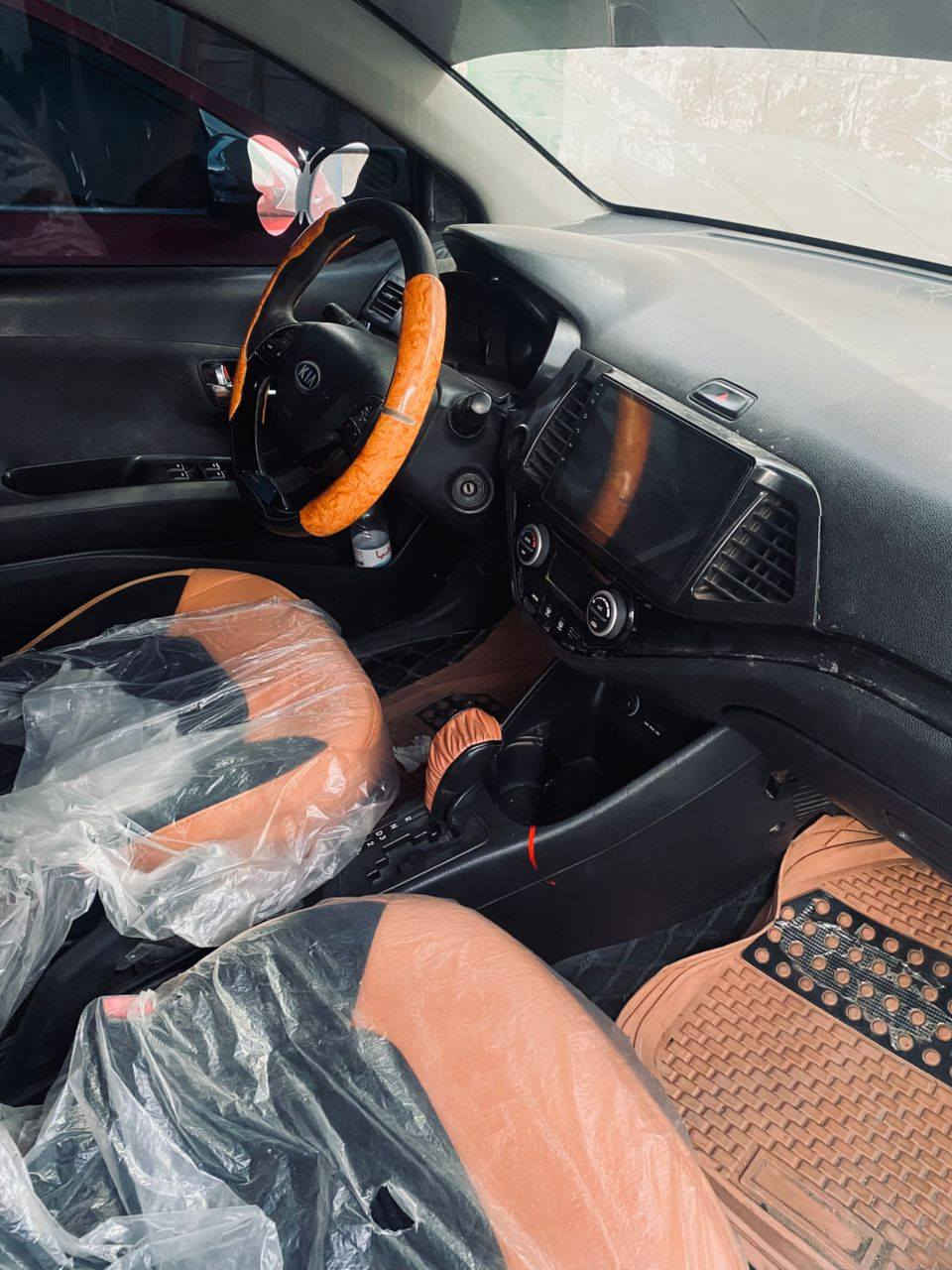 للبيع في بورتسودان 
مورنق 2014 
ماشه 140 km
شاشة أندرويد 
تحكمات دركسون 
قوائم فل 
تكيف فل 
ترخيص البحر الأحمر منتهي 
فرش جديد 
مطلوب 30 تفاوض + 400 عموله مكتب من المشتري 
للتواصل خاص او واتس 0913795779


**إذا كنت صاحب هذا الإعلان وتريد حذفه لأي سبب، رجاءا أرسل رسالة إلى الدعم الفني**