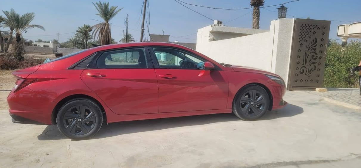 السونار بالمنشور 
النترا أمريكي موديل 2022
بغداد بأسمي 
السياره بيهه صبغ جاملغ وبنيد 
المواصفات فول عده الفتحه 
ماشيه 80 
السعر 130 مكان السياره بغداد اليوسفيه 
***********
***********
