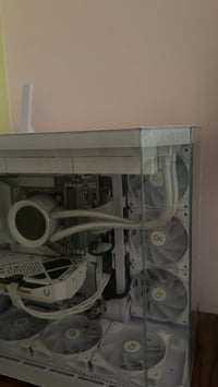 PC جديد • غير مستخدم • RTX 5060Ti