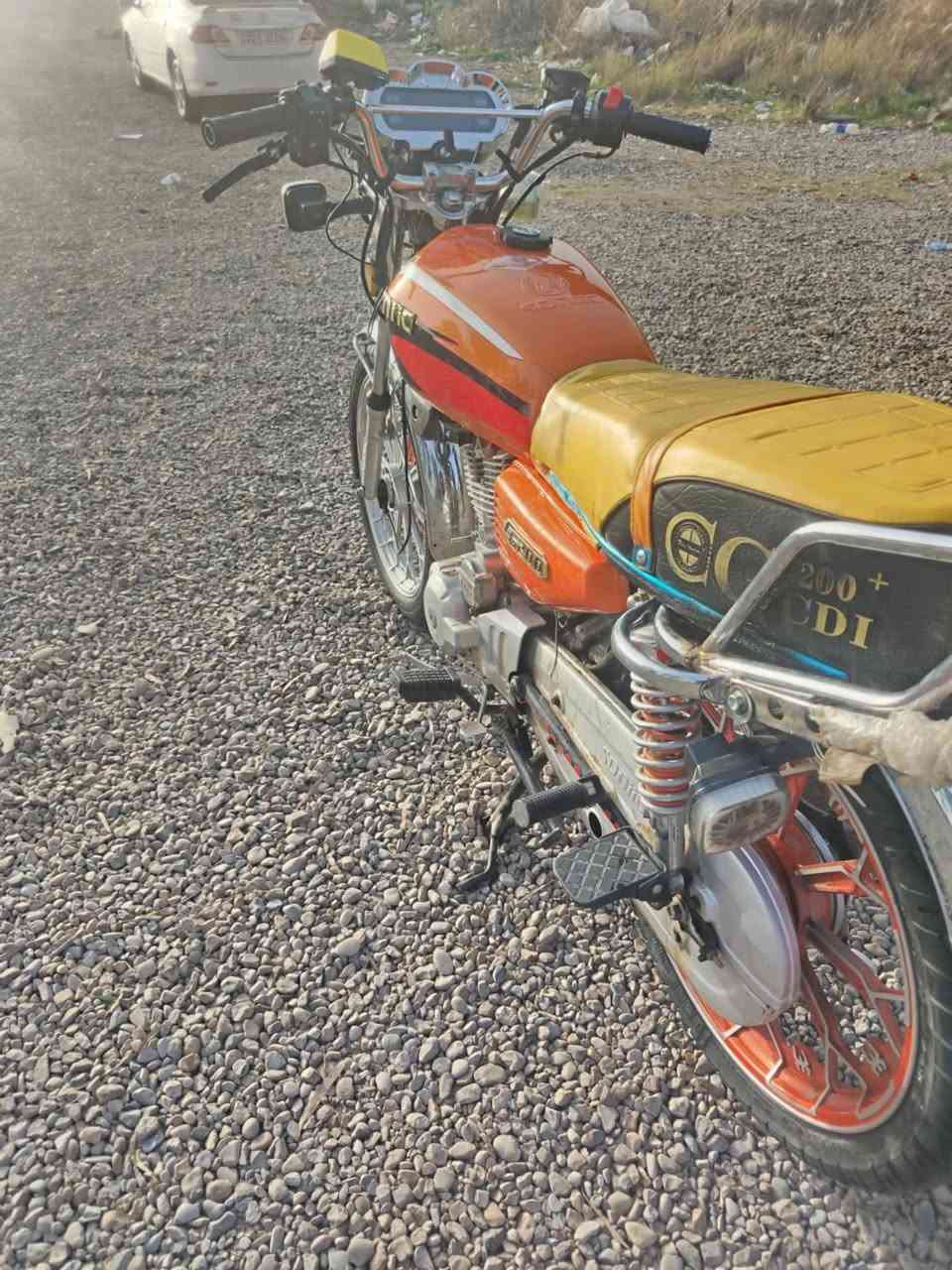 سلام عليكم دراجه تايكر موديل 24 للبيع لون مميز دراجه حلوه وناعمه نواقصها فقط بك لايت دراجه نضيفه ومتروكه مكاني ديالئ المقداديه ناحيت ابي صيدا السعر675 وبيها مجال قليل رقم تلفوني ***********
