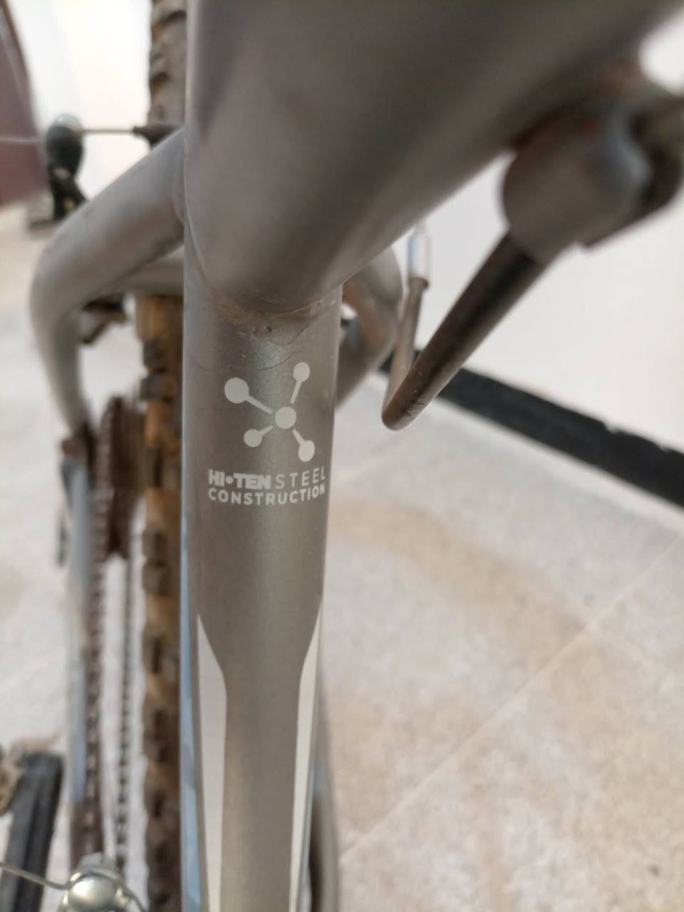 السلام عليكم 
بايسكل للبيع نوعيه كلش قويه 
سعره 65الف وبيه مجال بسيط 
حجمه 26
مكاني بغداد الدوره البوعيثه 
للأتصال *********** واتساب
