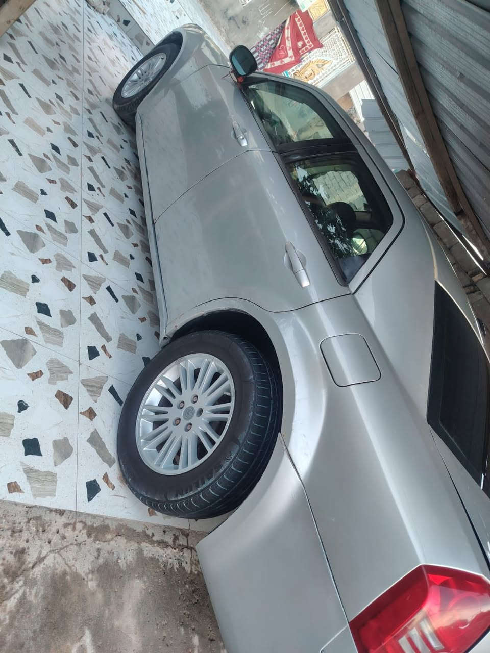 السلام عليكم 
للبيع اوباما موديل 2009 
وارد امريكي كفاله السياره حلوه ومال جناي السعر ٩٠ وبيها مجال
العنوان البصره قضاء المدينه
للتواصل : ***********
# مكلف بلنشر
