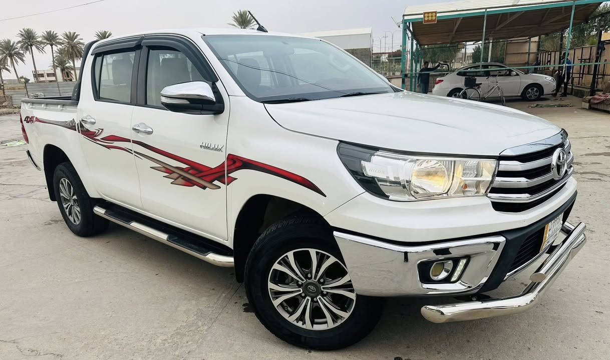 السلام عليكم
تويوتا هايلوكس فور ويل 4×4
موديل 2017  سعودي
رقم بغداد
شرط  كير محرك مكفول
السياره جديده استخدام شخصي
بعد احلى من الصور
 السعر 235 وبيها مجال
المكان الرمادي
الرقم
*********** 
 ***********
