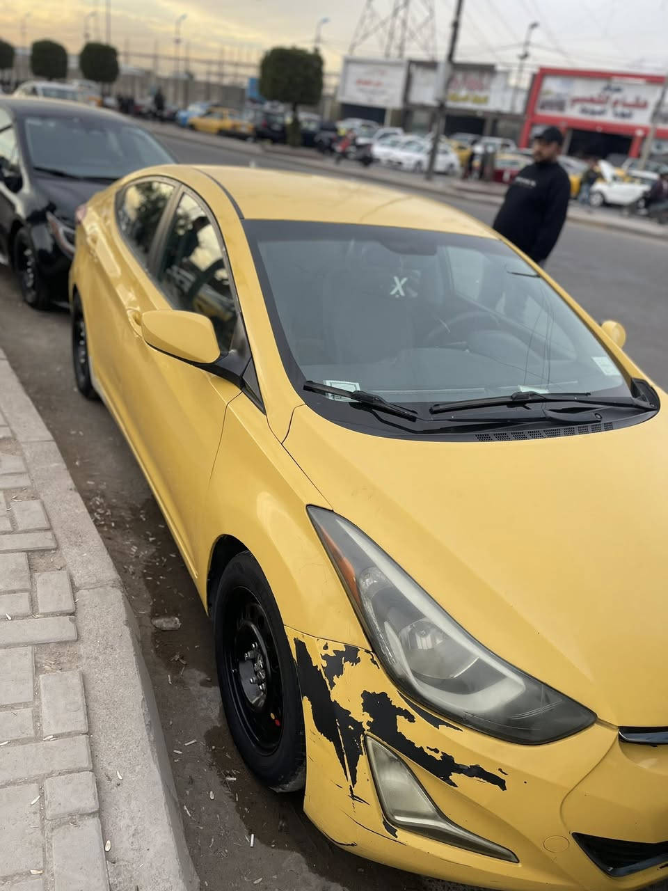 سلام عليكم النترا موديل 2015ليبل واحد مكينه كير كله مكفول تخم تاير جديد منضومه تبريد جديده حداديه جديده السعر 105للاستفسار ***********العنوان بغداد الحبيبيه
