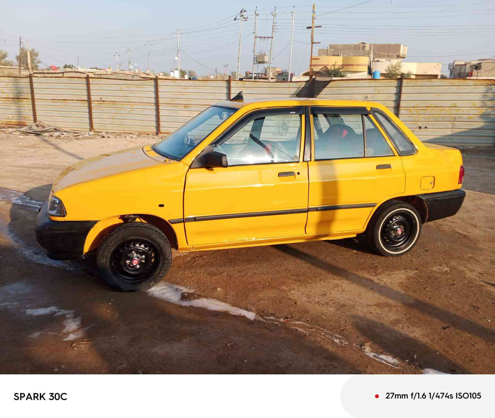 للبيع
موديل 12 بدون راعي ابيع كوم حديد 
السنوية منتهية
حاليا بيها ضرر الجملغ مال السايق دحكه خفيفه 

السعر 12 
السيارة بالبصرة 
الشراي يتصل 
***********
