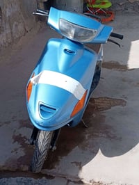 دراجه فراشه للبيع السعر٤٠٠قفل مكينه مفتوحه ٠٧٨٤٤٨٥٠٨٥٦