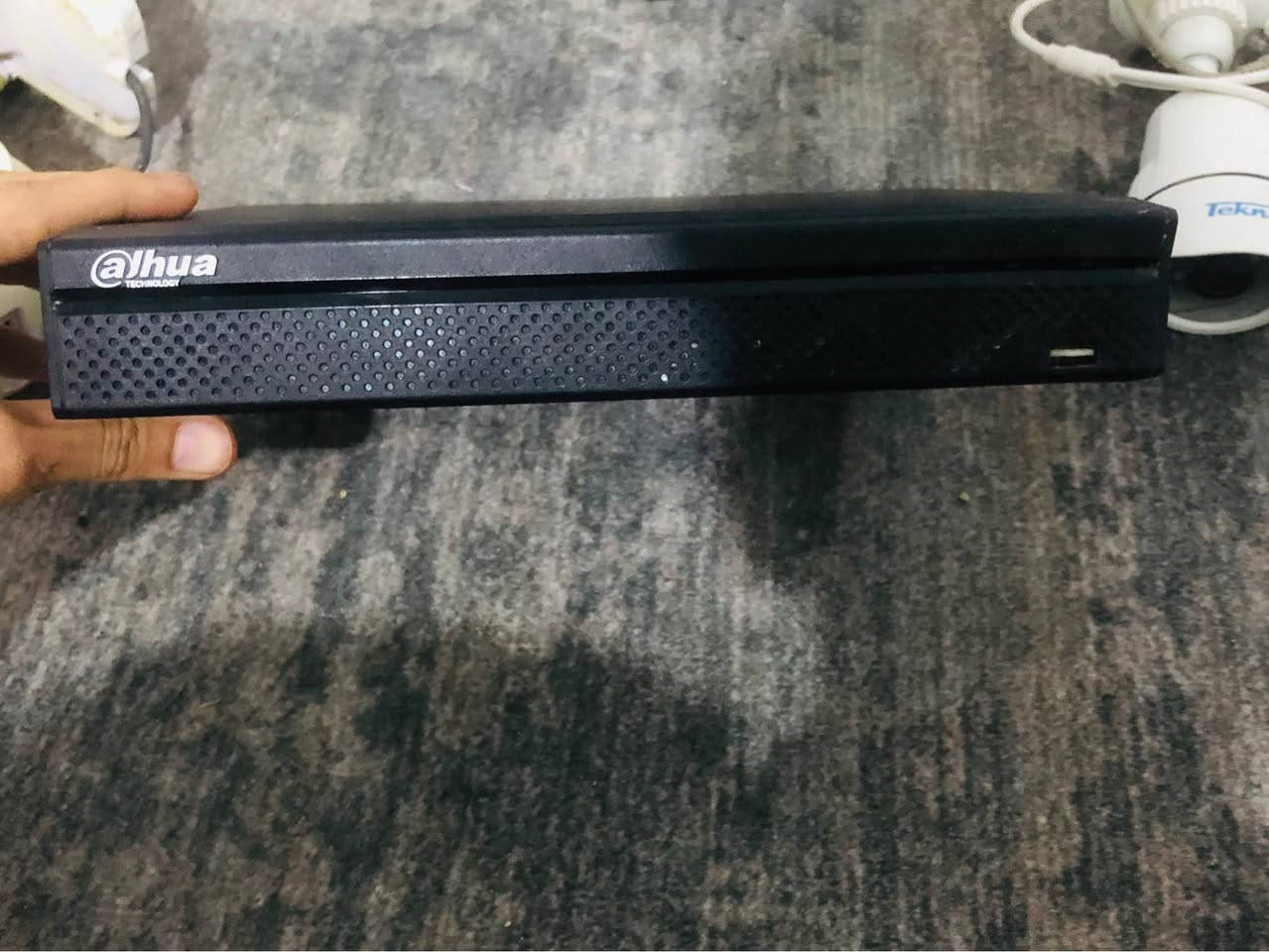 سلام عليكم كامرات وديفار وشاشه حجم 19 بوصه
وديفار دهوه الصلي  
وكامرات وحده داخليه وثنين خارجيات حداد 
سعر هن 50الف 
مكاني البصره ابو صخير مقابل جامعت الكرمه البصرة, العراق


**إذا كنت صاحب هذا الإعلان وتريد حذفه لأي سبب، رجاءا أرسل رسالة إلى الدعم الفني**