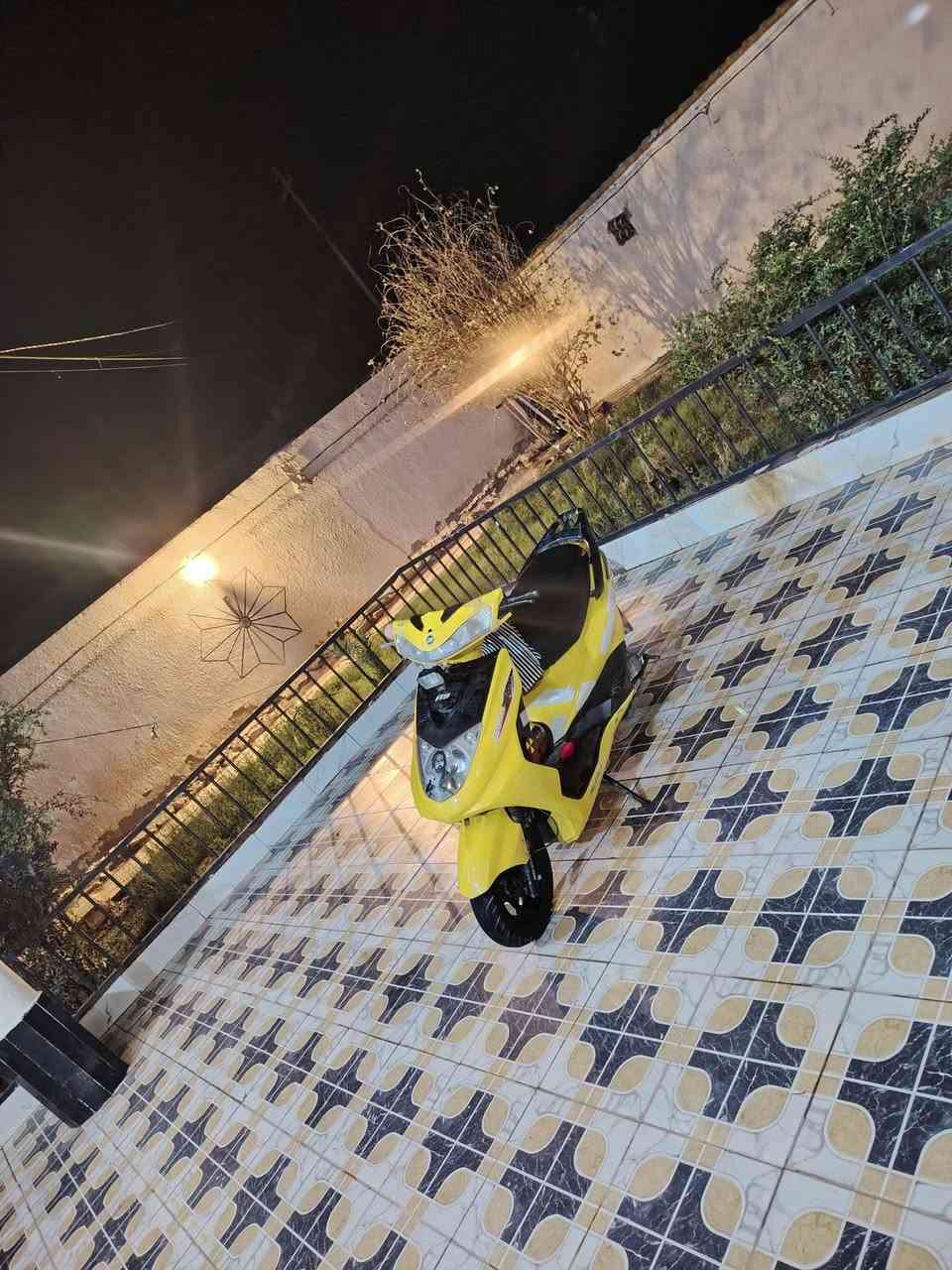 دراجه سكنس صيني محرك ياباني مفتوح مره وحده وشرط التجفيت تبديل كله جديد واصلي الدراجه نظيفه كفرات ومحرك وكهربائيات شغاله  موديل الدراجه ١٨ السعر ٤٠٠ مكاني السماوه الوركاء ***********
