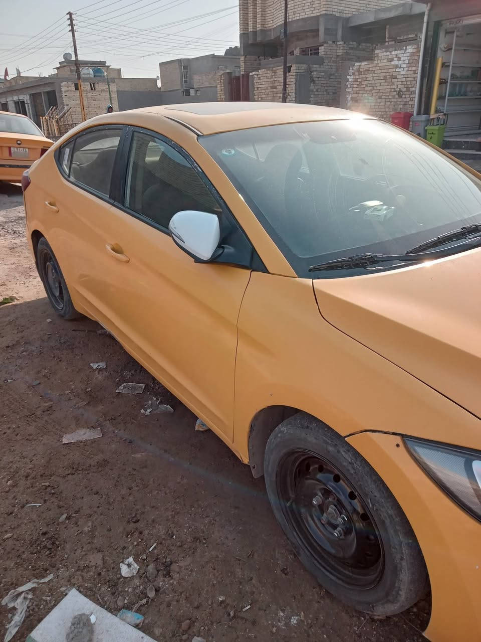 السلام عليكم .. للبيع ألنترا ٢٠١٧ خليجي تكسي بغداد مكَلوبه ومعمره كَير خير من آلله والمكينه مفتوحه مجفتهة قبل ٣ أشهر غراض أصلي والتبريد شغال السعر٨٥ وبيهة مجال للشراي / ***********
