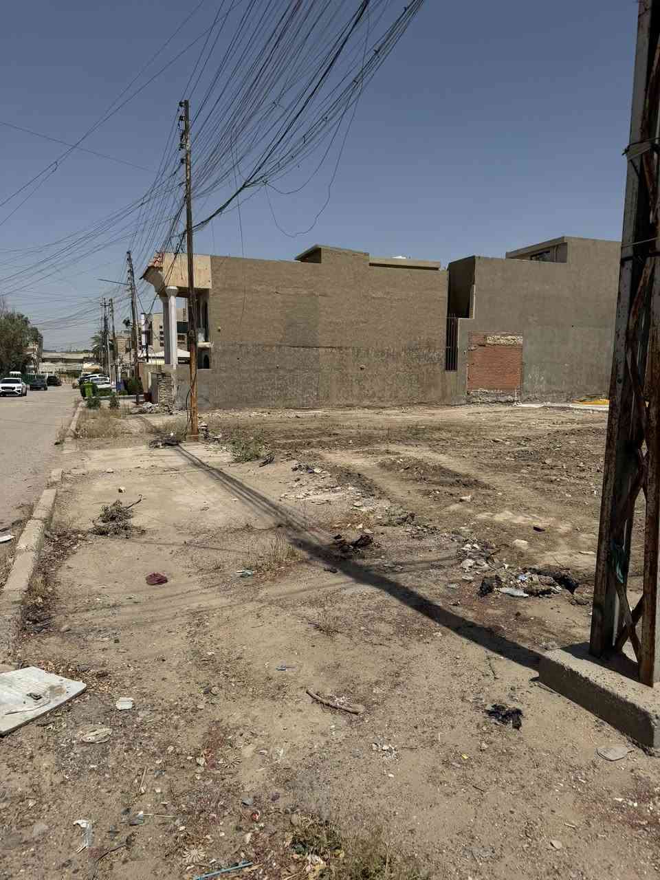 💸للبيع قطعه ارض موقع مميز  جدا ( ركن )

📍الموقع -حي البنوك - مربع الكنيسه محله 319
🚦 شارع 15. مع رصيف 4 م ( جاهزه للبناء )

📐المساحه الكليه ( 130 )متر على شارعين

➡️الواجهه.          9/46متر

↔️النزال.              13/78 متر

🪏محدوده وجاهزه للبناء مباشر
شارع نافد على شارع الكنيسه وشارع الميثاق 

💥السالم للعقار 💥حي البنوك شارع الكنيسه
📞للاستفسار:
***********
