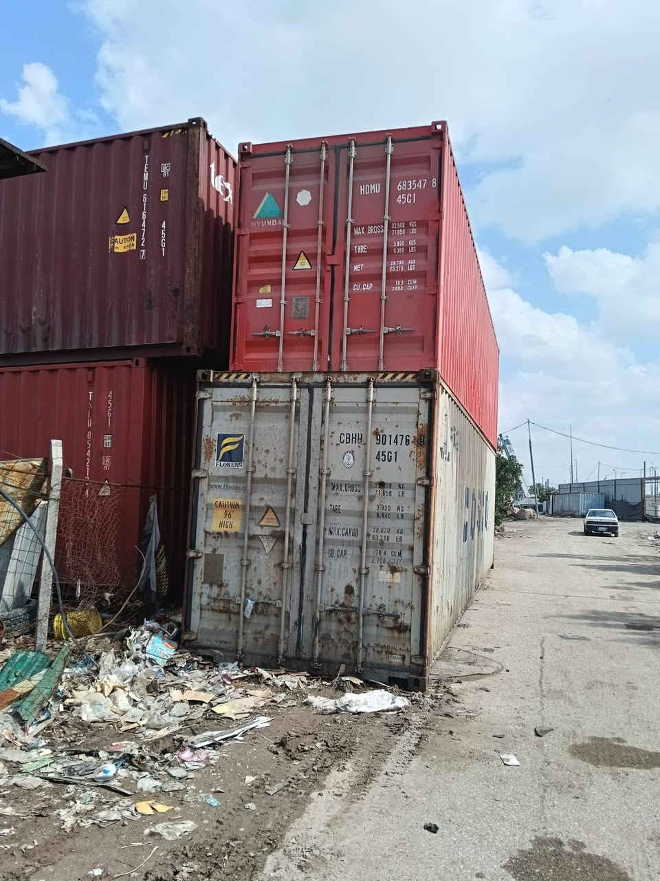 بفضل الله تم وصول حاويات كونتينر النوع العاليه ٤٠قدم طول ارتفاع ٢٩٠ ام الفسفوره مكان بغداد الطالبيه متوفر نقل لكل مناطق العراق***********
