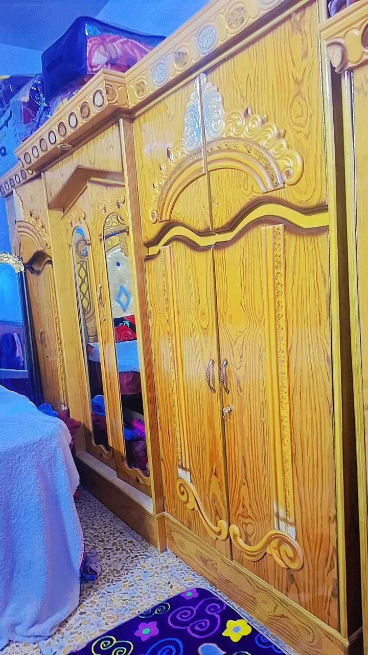 غرفه البيع عراقي السعر 650 كربلاء
جربايه +كنتور +ميز تواليت + ملحق كنتور + كومدي عدد ٢+ جزامه حذيه 
التواصل فقط على الرقم 
***********
