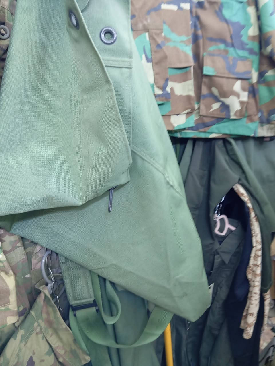 جيس تجهيزات اصلي امريكي السعر 26الف مع التوصيل التواصل واتساب ***********
