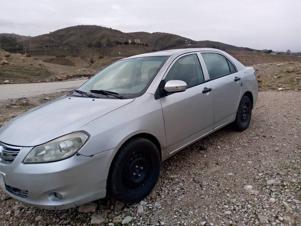 بى واي دى مؤديل 2013گيرومه كينه به شه رت سه نه وى به غدات ئه وه ليادبه شه گيرعادى جام كاره بى قفل مه ركه زى به سمه گيرومه كينه ى تازه كراوه ته سه رى سعر ى 35گه لامعامه له يه كى كه م به س ڤرؤشتن ***********كؤره ك *********** دخان, السليمانية
