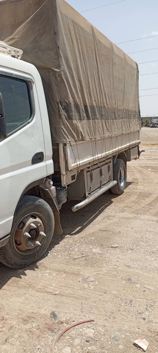 كنتر للبيع موديل 2009 گير محرك اكسل سعر 165 بالشرط بونيت  صبغ تاير 17,5 مكان كركوك رقم موبايل ***********,***********
