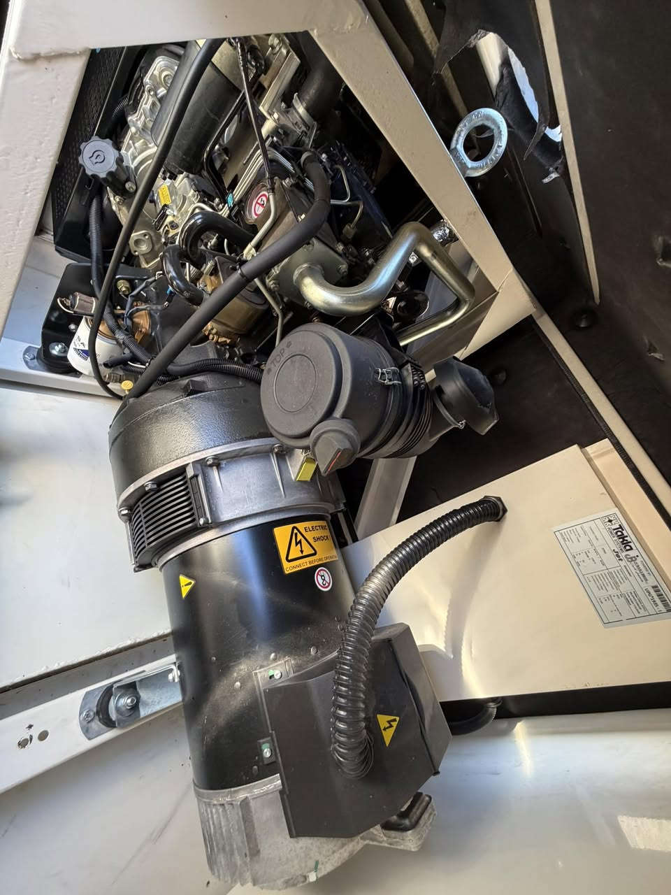 #الثقه_موبالكلام_بالشغل[0️⃣7️⃣8️⃣1️⃣2️⃣3️⃣4️⃣5️⃣2️⃣3️⃣2️⃣]
🔷نوع المحرك:بيركنز انكليزي 🇬🇧Perkins U K
🔷القدره:50KVA
🔷المحرك:3 بستم /سوبر
🔷عدد ساعات التشغيل:107ساعة⏰
🔷نوع الملف:لوري سومر فرنسي نحاس100%🇫🇷
🔷كاتم
🔷مع سسستم بروتكشن كامل للحمايه ونظام اوتو Ato
🔷مع خزان وقود 150 لتر
🔷لمعرفة السعر ضع الرقم 69 داخل منشور البيج او الاتصال:-
🔷☎️رقم الهاتف:0️⃣7️⃣8️⃣1️⃣2️⃣3️⃣4️⃣5️⃣2️⃣3️⃣2️⃣
#علي_الباشا
🔷العنوان:بابل/الحله/الجزائر-مجاور مستشفى الحياة-ومقابيل ملعب الجزائر
🔷يوجد توصيل لجميع محافظات العراق 🇮🇶 🚛🚚
