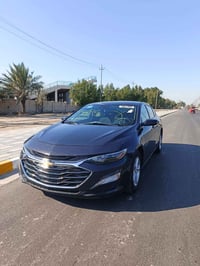 للبيع  شوفرليت ماليبو موديل 2025  زيرو ماشية 900 ميل  حادث بدون تبديل ...