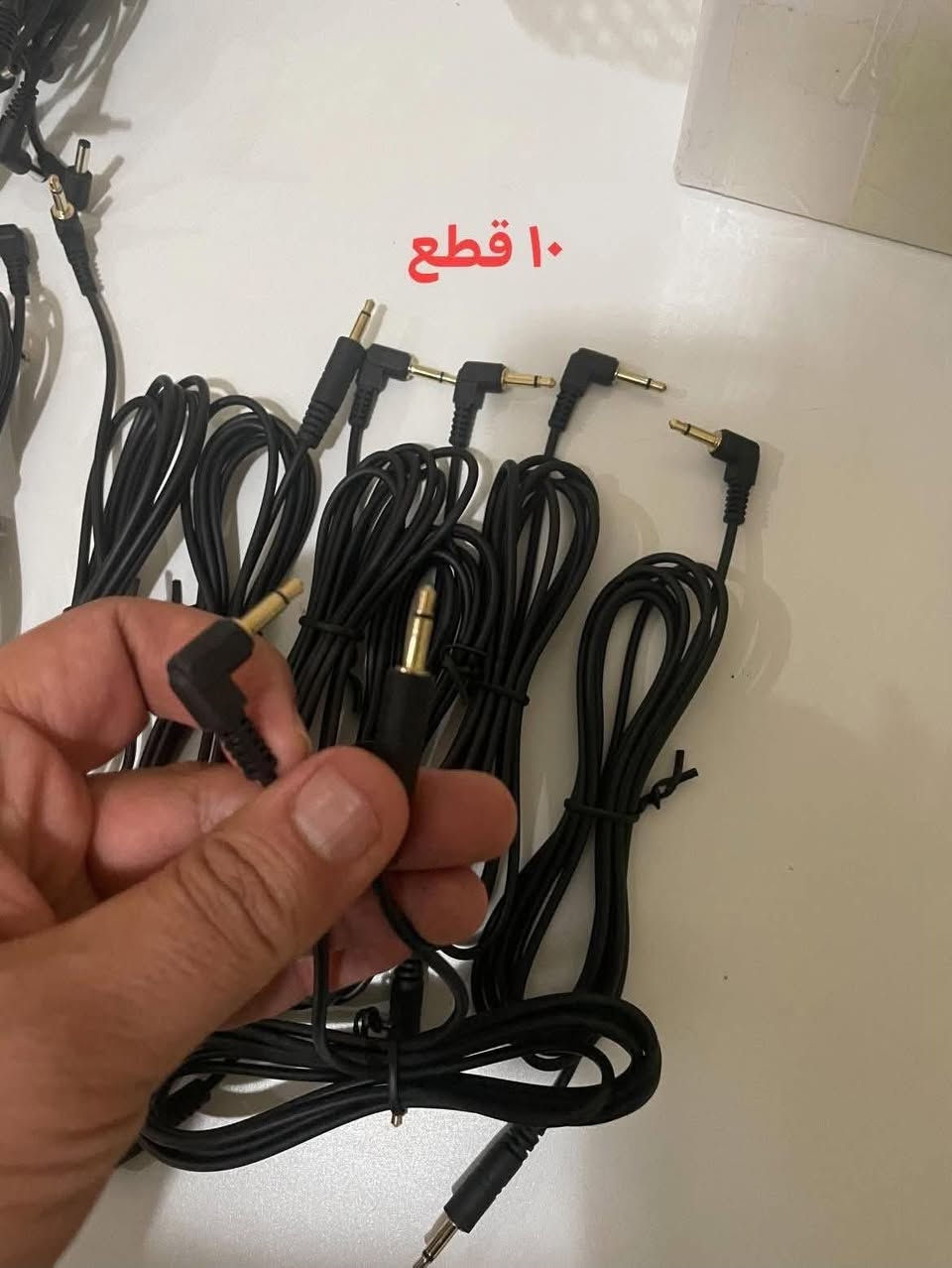 كيبلات مال صوتيات جديد لوك طول ١٨٠ سم  مجموع كل الكيبلات ٣٠ قطعة تفاصيل موضحة بل صور كلهم على اول تم ١٥ الف شامل التوصيل


**إذا كنت صاحب هذا الإعلان وتريد حذفه لأي سبب، رجاءا أرسل رسالة إلى الدعم الفني**