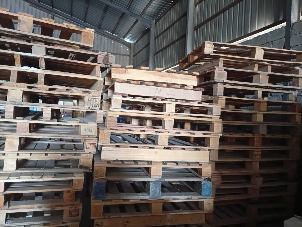 للبيع 75 سكيبة عله ألفين بالناصرية ***********
