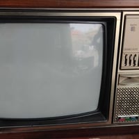 تلفزيون • نشينال