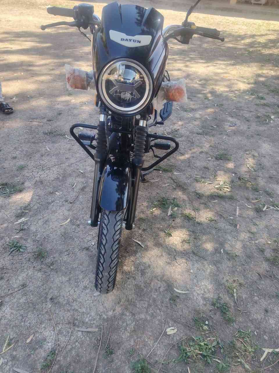 سلام عليكم دراجه البيع دايون  نفخ موديل 2025 وراق صولي محرك 200 كفاله عامه احلأ من الصوره ماشيه  ألف كم
السعر مليون و 450 الف وبيه مجال الشراي
للاستفسار ***********
