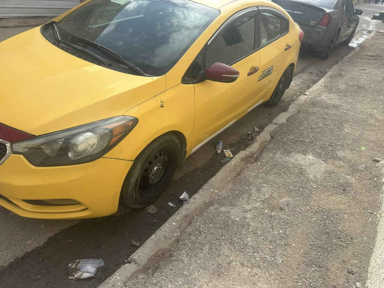 كيه فورتي البيع موديل 15 سعر١٠٠و٥ وهذا رقمي ***********
